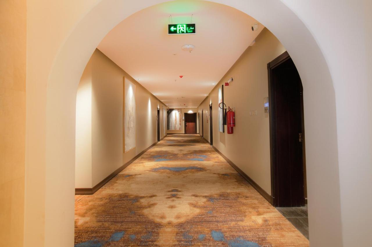 Azar Hotel Ahad Rafidah Eksteriør billede